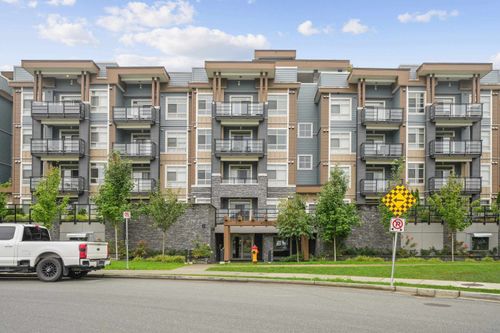 206-45562 Airport Rd, Chilliwack, BC, V2P0J8 | Card Image
