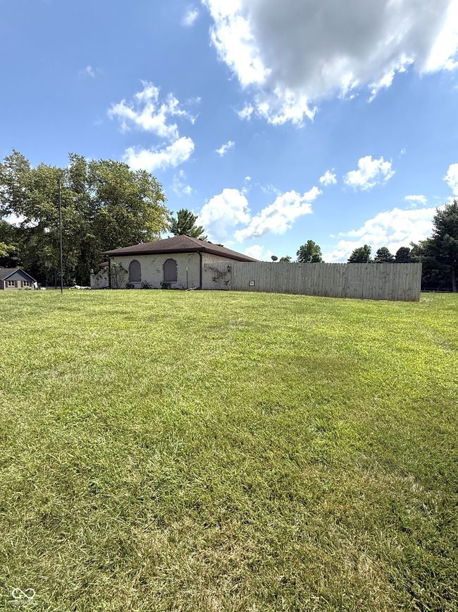 Side View | Image 24