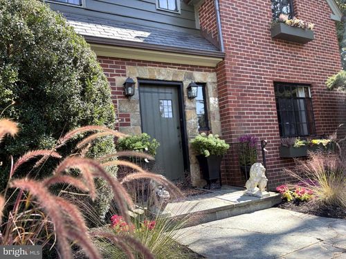 515 Mount Salem Ave, Washington, VA, 22747-1919 | Card Image