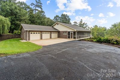 2066 Waterford Way, House other with 3 bedrooms, 3 bathrooms and null parking in Morganton NC | Image 1