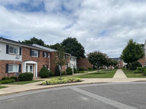 344 Dawson Ln, Jericho, NY, 11753-2554 | Card Image