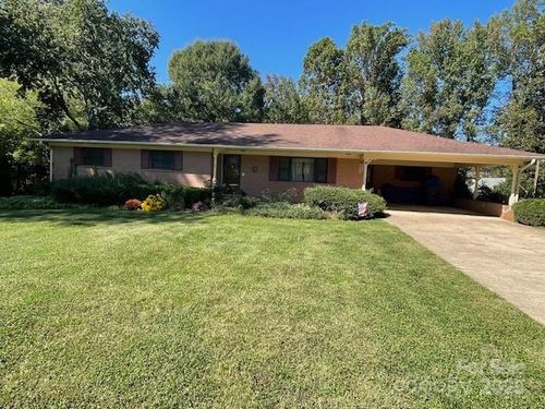 320 Neita Dr, Salisbury, NC, 28147-8031 | Card Image