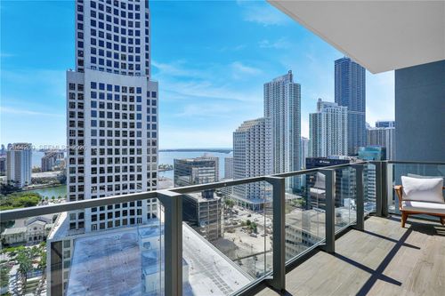 2005-68 Se 6th St, Miami, FL, 33131 | Card Image