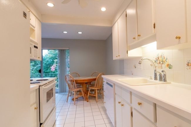 APT-230 - 1206 Greendale Ave, Condo with 2 bedrooms, 2 bathrooms and 1 parking in Needham MA | Image 7