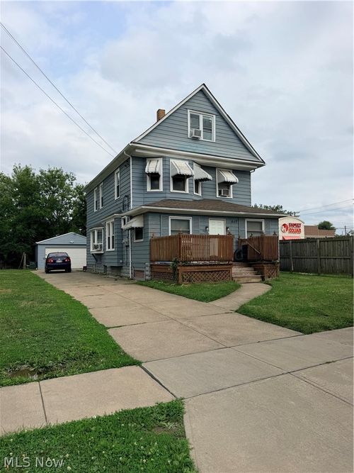 4017 E 54th St, Newburgh Heights, OH, 44105-4852 | Card Image