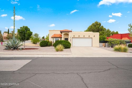 2001 Wagonmound Trl, Las Cruces, NM, 88012-6052 | Card Image