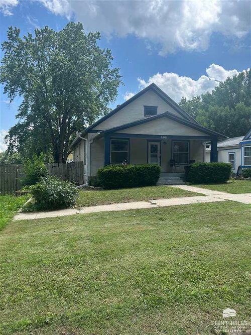 808 Blunt St, Clay Center, KS, 67432-2153 | Card Image