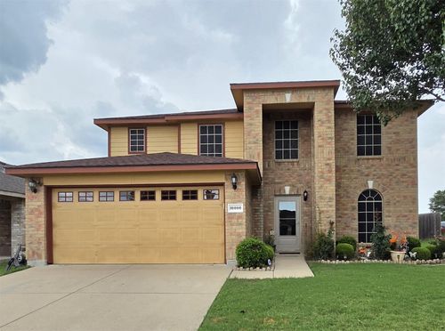 10000 Cougar Trl, Fort Worth, TX, 76108-4005 | Card Image