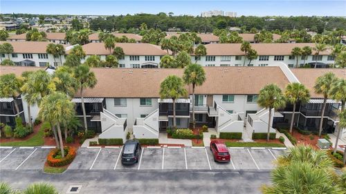 2216-3532 Antarctic Cir, NAPLES, FL, 34112-5036 | Card Image