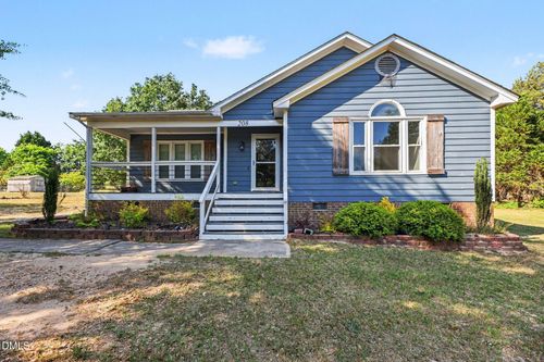 208 Deep Creek Dr, Clayton, NC, 27520-8160 | Card Image