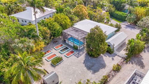 83 Sugarloaf Dr, Sugarloaf Key, FL, 33042-3672 | Card Image