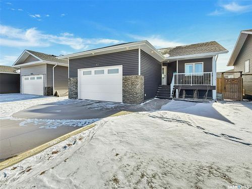 820 Battleford Trail, Swift Current, SK, S9H5R1 | Card Image