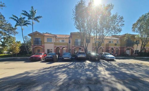 102 S Santa Catalina Cir, North Lauderdale, FL, 33068-6305 | Card Image