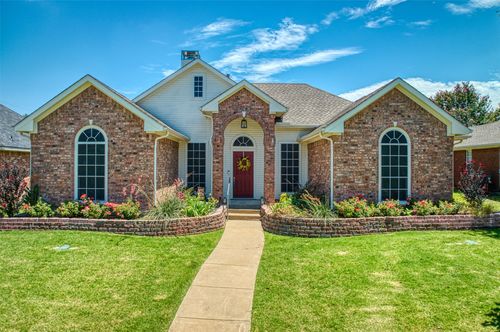 2900 Boyd St, Ennis, TX, 75119-7668 | Card Image