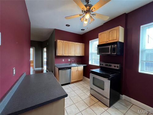3136 Sutton Blvd, Saint Louis, MO, 63143-3910 | Card Image