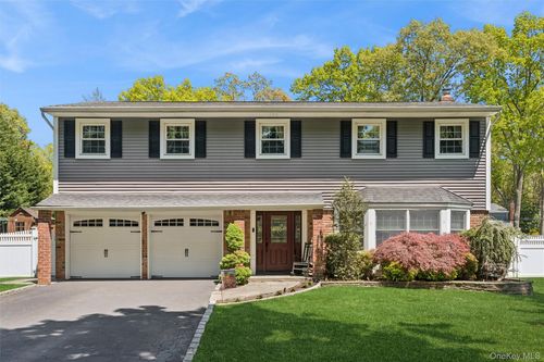17 Erita Ln, Smithtown, NY, 11787-1331 | Card Image