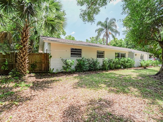 1826 9 Th St, House other with 3 bedrooms, 2 bathrooms and null parking in Vero Beach FL | Image 25