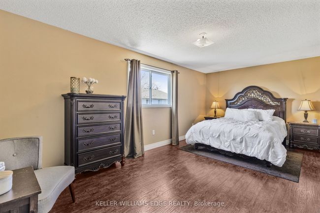 UNIT-40 - 104 Frances Ave, Condo with 2 bedrooms, 3 bathrooms and 1 parking in Stoney Creek ON | Image 17