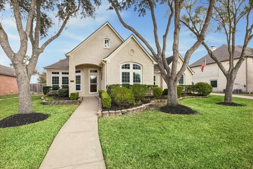 2905 Cedar Ridge Trail, Friendswood, TX, 77546 | Card Image
