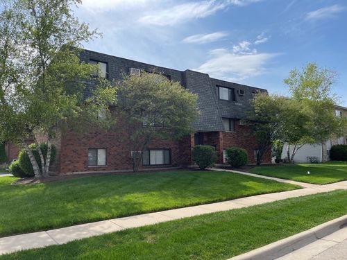 2n-1253 Getzelman Dr, Elgin, IL, 60123-2001 | Card Image