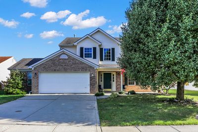 1067 Berrywood Drive, House other with 3 bedrooms, 2 bathrooms and null parking in Greenwood IN | Image 1