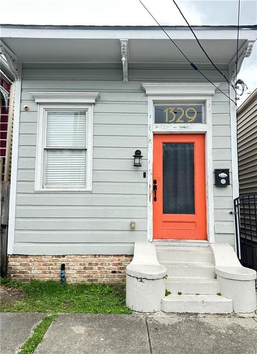 1329 Touro St, New Orleans, LA, 70116-1505 | Card Image