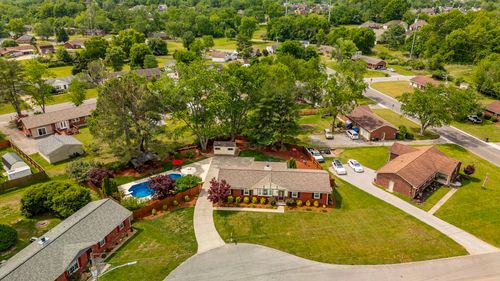106 Yorkside Ct, Hendersonville, TN, 37075-2461 | Card Image