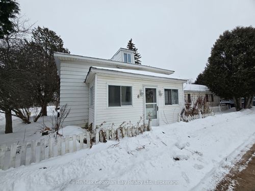 8 Mill St, Coldwater, ON, L0K1E0 | Card Image