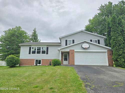 117 Fairview Dr, Lewisburg, PA, 17837-6401 | Card Image