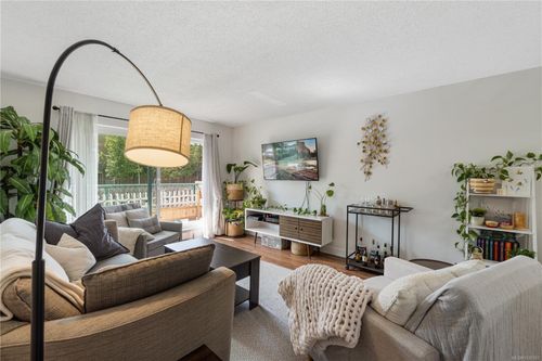222-6711 Dover Rd, Nanaimo, BC, V9V1L9 | Card Image