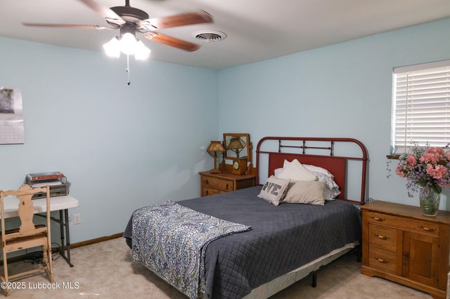2512 Holliday St, House other with 3 bedrooms, 2 bathrooms and null parking in Plainview TX | Image 14