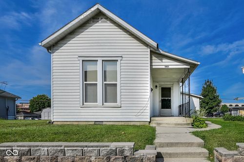 230 1st Ave Se, Carmel, IN, 46032-2107 | Card Image
