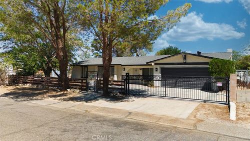 17535 Highacres Ave, Lake Los Angeles, CA, 93591-3129 | Card Image