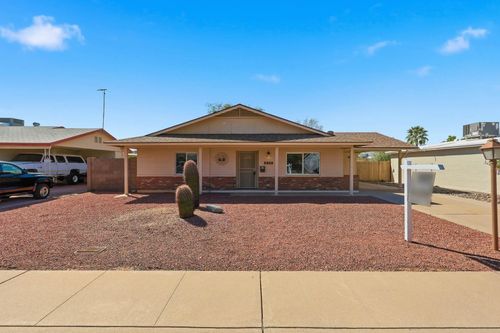 2331 E Betty Elyse Ln, Phoenix, AZ, 85022-3434 | Card Image