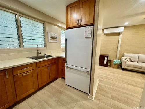 3-75 Kihapai St, Kailua, HI, 96734-2615 | Card Image