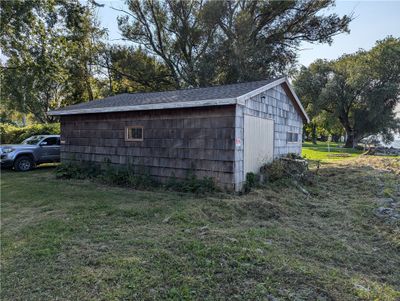 15087 E Jones Beach Drive, House other with 4 bedrooms, 1 bathrooms and null parking in Carlton NY | Image 3