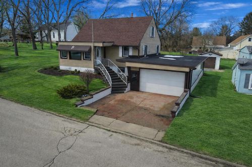 6104 Water Street, Lyons, WI, 53105 | Card Image