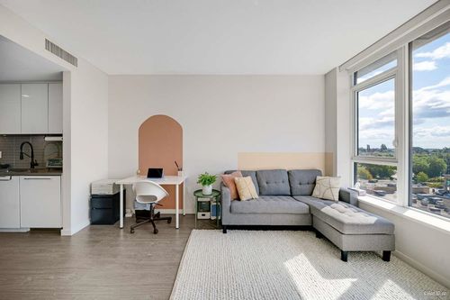 913-3333 Brown Rd, Richmond, BC, V6X0P6 | Card Image