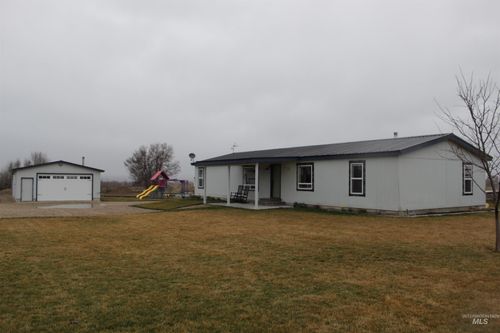 27520 Pearl Rd, Parma, ID, 83660-6180 | Card Image