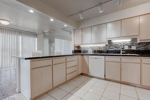 3a-3111 Bel Air Dr, Las Vegas, NV, 89109-1509 | Card Image