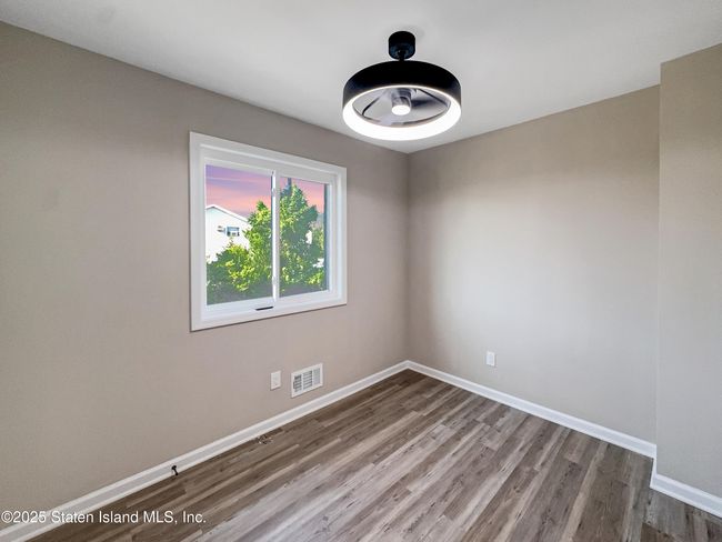 81 Selvin Loop | Image 10