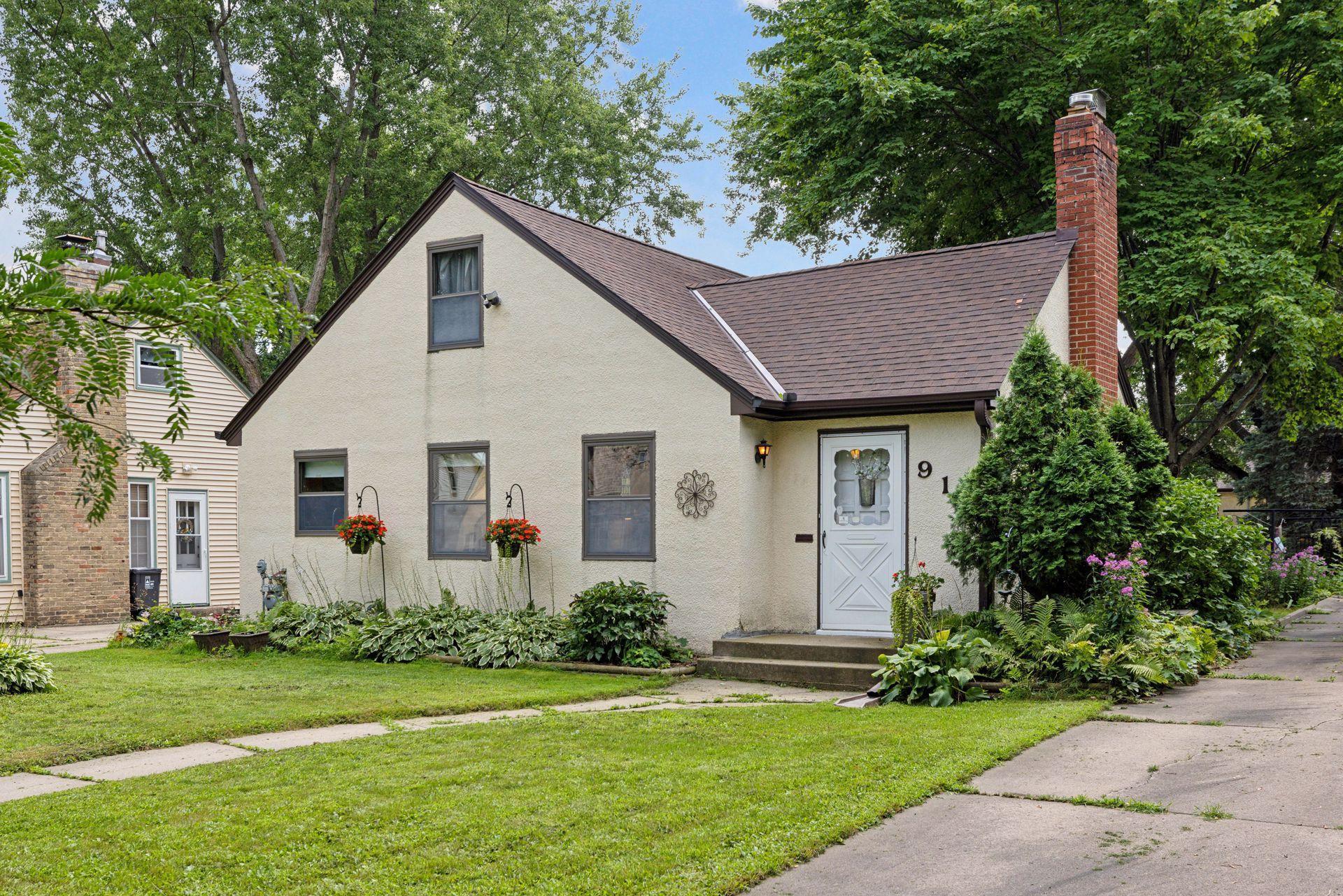 Hoyt Ave, Saint Paul, MN 55117