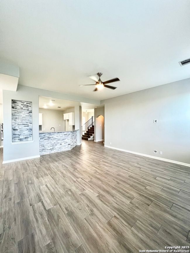 14826 Los Lunas Rd, House other with 4 bedrooms, 4 bathrooms and null parking in Helotes TX | Image 14