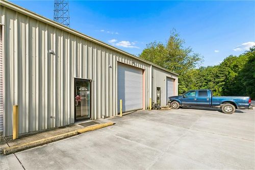 d-70237 Highway 59, Abita Springs, LA, 70420-3178 | Card Image