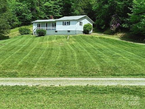 2255 Nc Hwy 268 Highway W, Wilkesboro, NC, 28697 | Card Image