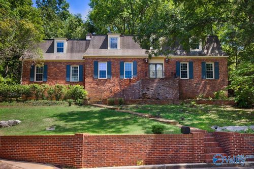 1812 Mountainbrook Dr Se, Huntsville, AL, 35801-1356 | Card Image