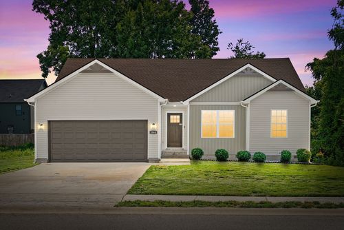 1064 Charles Thomas Dr, Clarksville, TN, 37042-2508 | Card Image