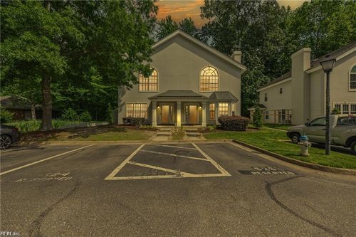 707 Sail Fish Quay, Chesapeake, VA, 23320-2088 | Card Image