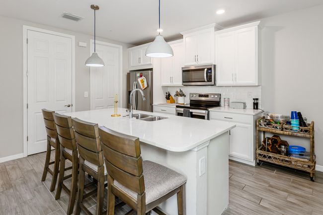 14567 Edgewater Cir, House other with 2 bedrooms, 2 bathrooms and null parking in NAPLES FL | Image 6