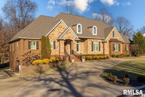 6535 Saint Andrews Dr, Paducah, KY, 42001-8637 | Card Image